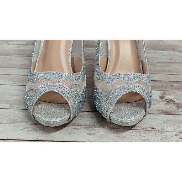 Dream Pairs Divine-01 Womens Sz 8.5 Silver Slip On Peep Toe Stiletto Pump Heels - Picture 2 of 10